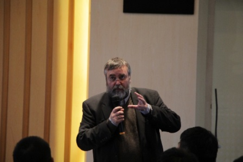 1月14日上午，由德国RWP公司总裁Konrad Weiss博士以《未来的铸造工艺》为主题拉开研讨会序幕